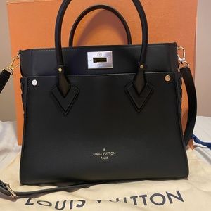 Louis Vuitton ON MY SIDE MM